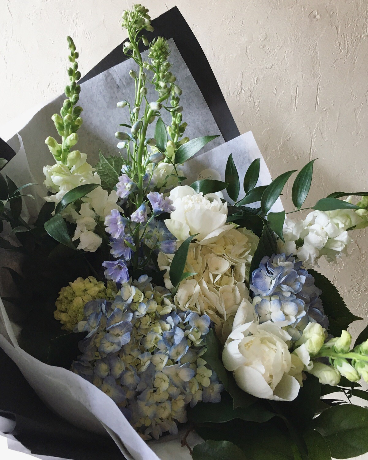 PROVENCE HANDTIED BOUQUET, Size: As Shown