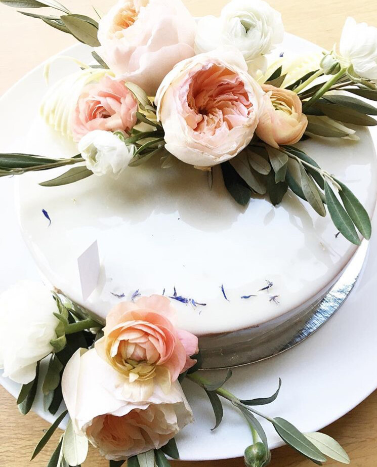 CAKE FLOWERS