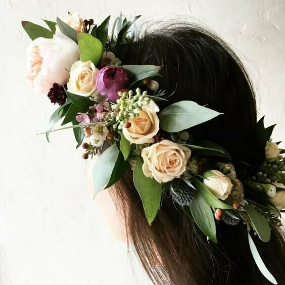 FRESH FLOWER CROWN