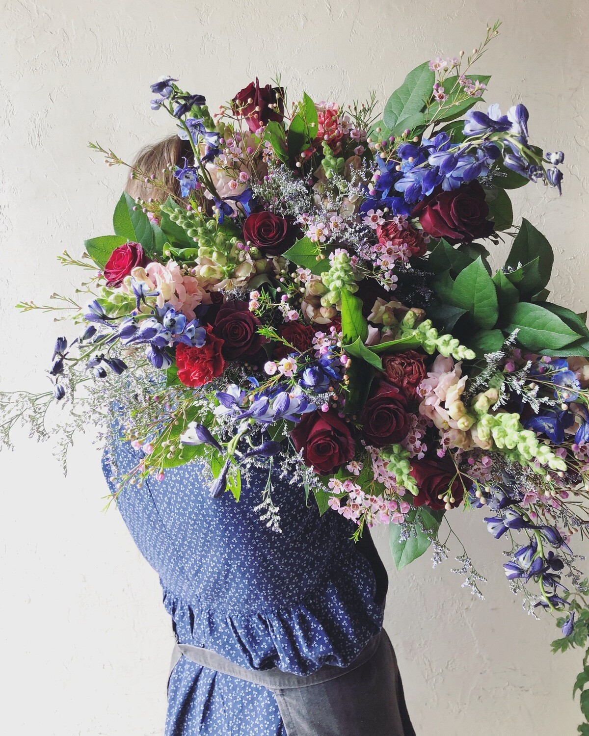 CAPRI HANDTIED BOUQUET