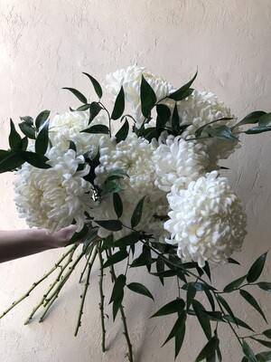 ONE OF A KIND HANDTIED CHRYSANTHEMUMS
