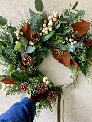 WINTER WISHES CRESCENT WREATH