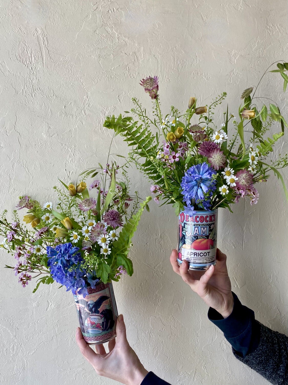 VINTAGE MEADOW TIN