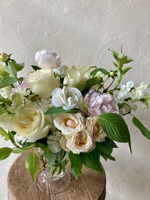 PEONY SPLENDOUR VASE