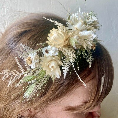 DRIED FLOWER HEAD BAND
