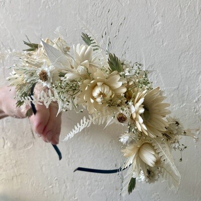 DRIED FLOWER HEAD BAND