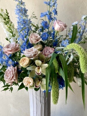 PASTEL TRANQUILITY VASE