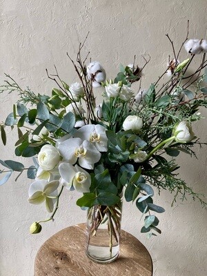 WINTERGREEN ORCHID VASE