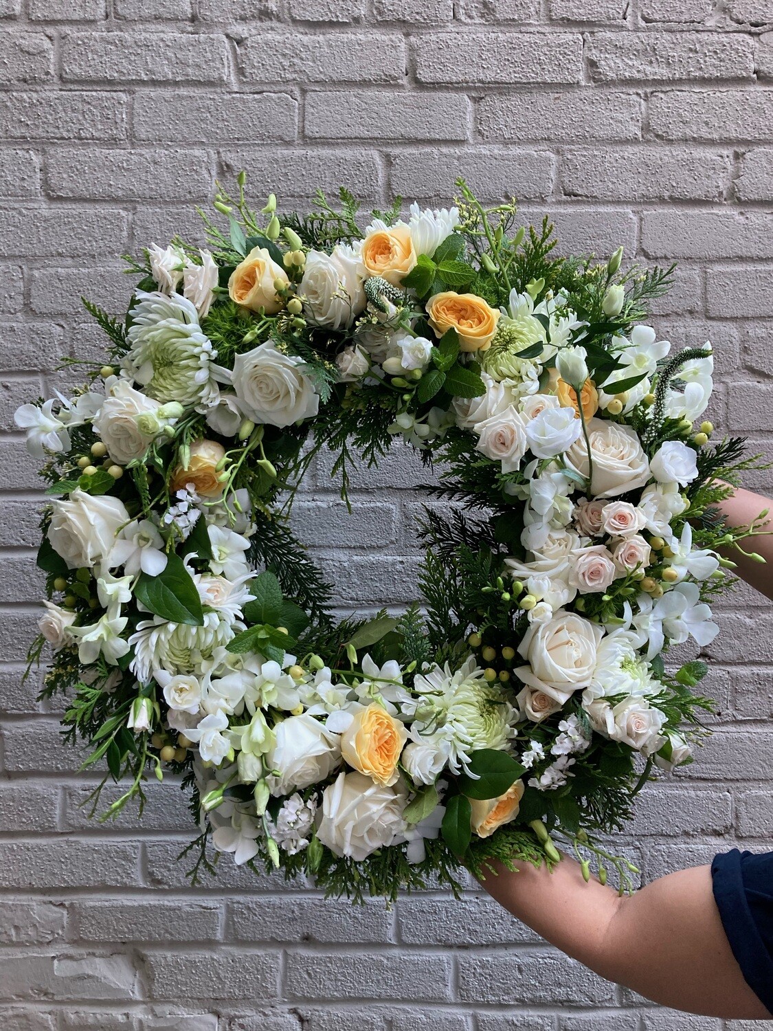 MAJESTIC GARDEN SYMPATHY WREATH