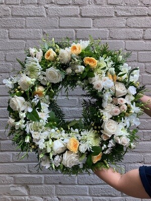 MAJESTIC GARDEN SYMPATHY WREATH