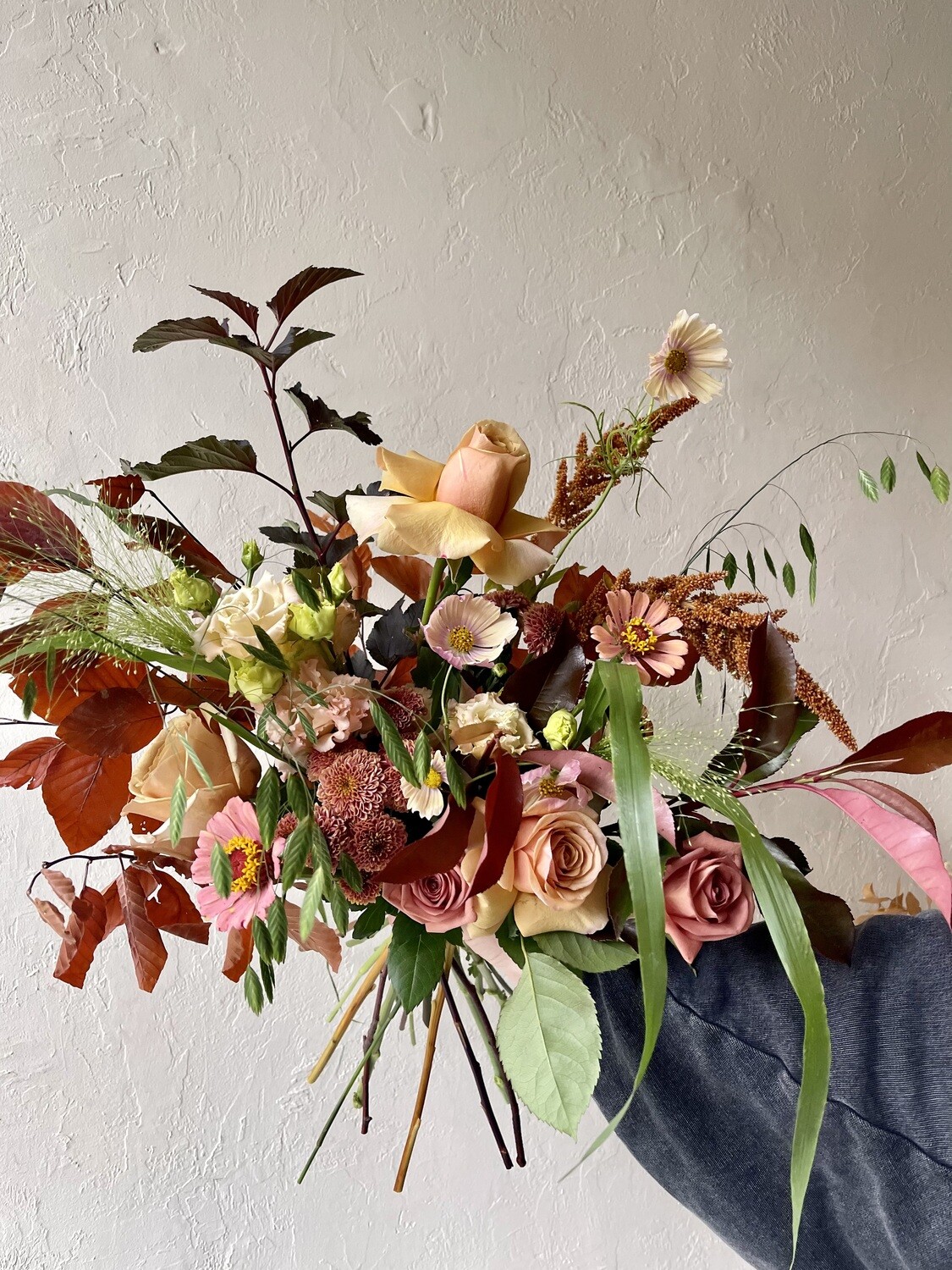 VIRGO HANDTIED BOUQUET