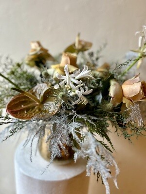 GILDED SPIRIT ARRANGEMENT