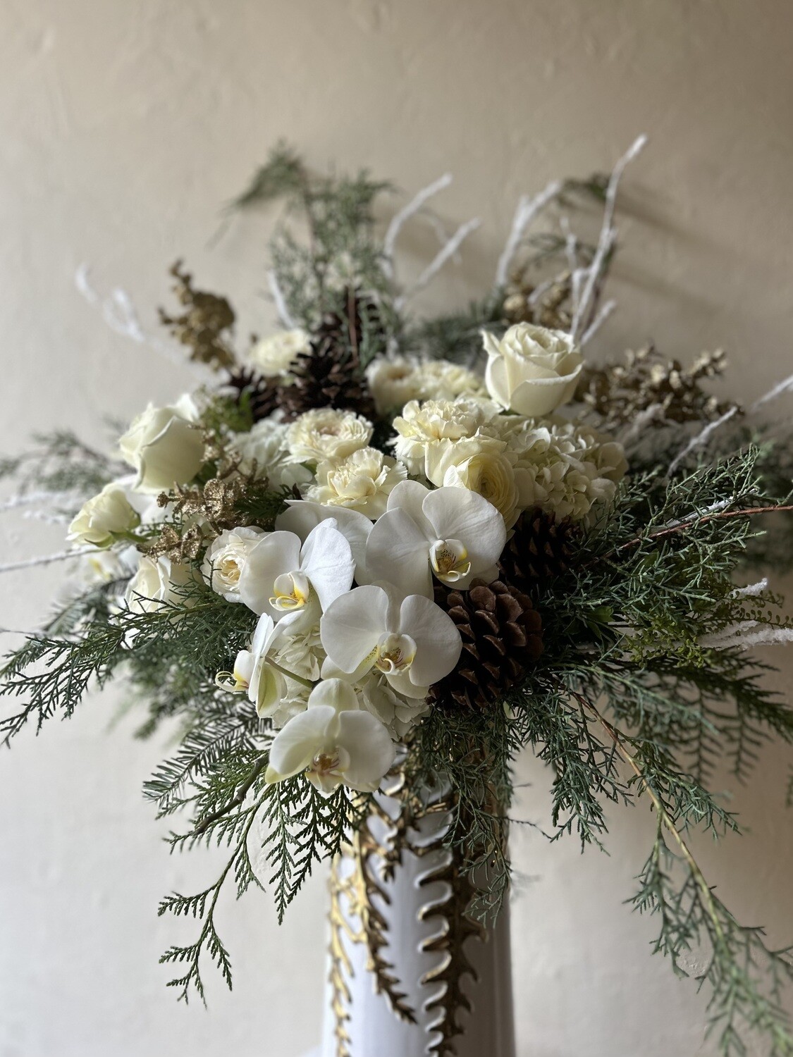 GOLD LEAF WINTER VASE