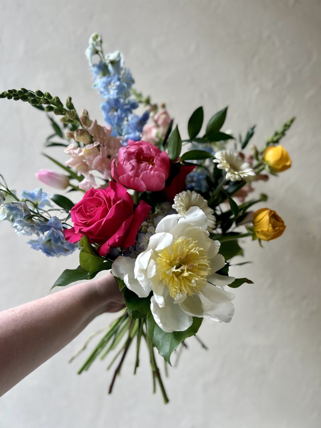 PERSEPHONE HANDTIED BOUQUET