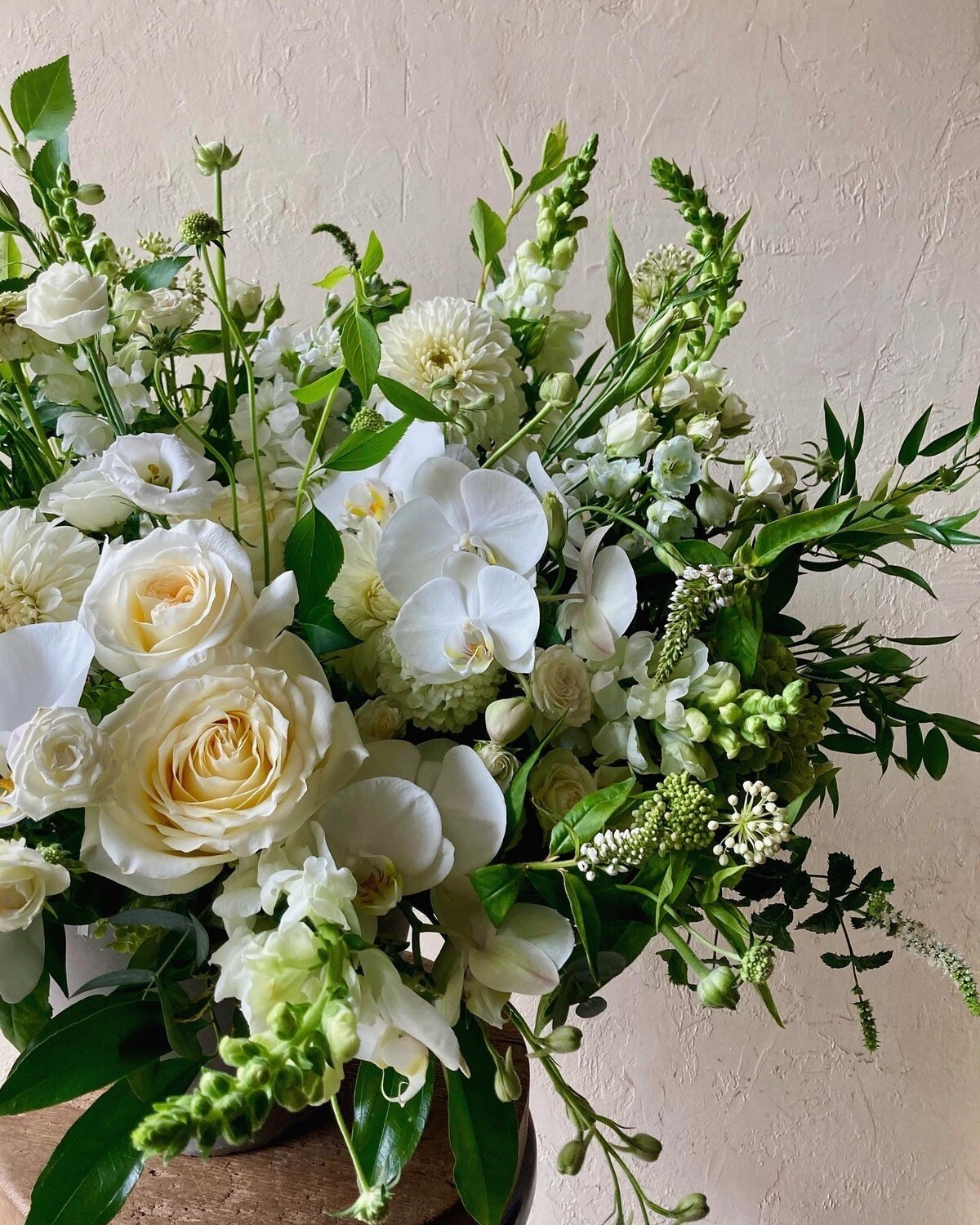 CEREMONY COMPOTE ARRANGEMENT