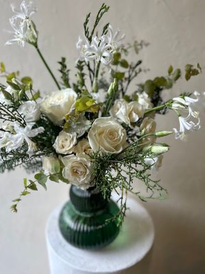WINTERGREEN BOUQUET IN LARGE VASE