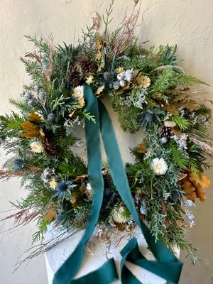 EMERALD ISLE WINTER WREATH