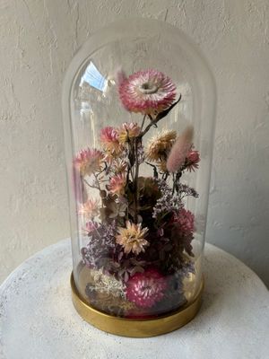 DRIED FLOWER CLOCHE