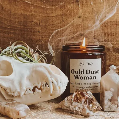 GOLD DUST WOMAN SOY CANDLE INCENSE, NAG CHAMPA, NUTMEG