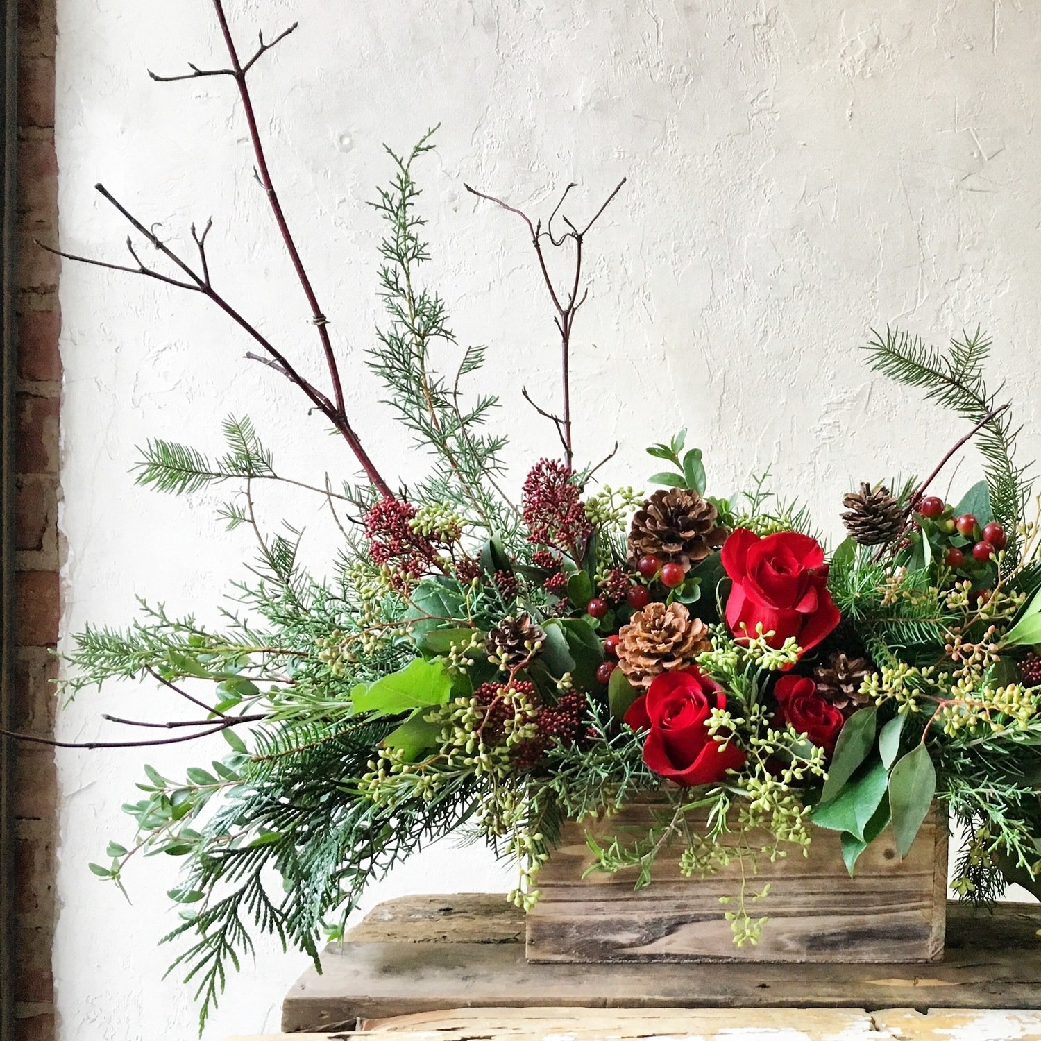 NATURAL WOODLAND ARRANGEMENT