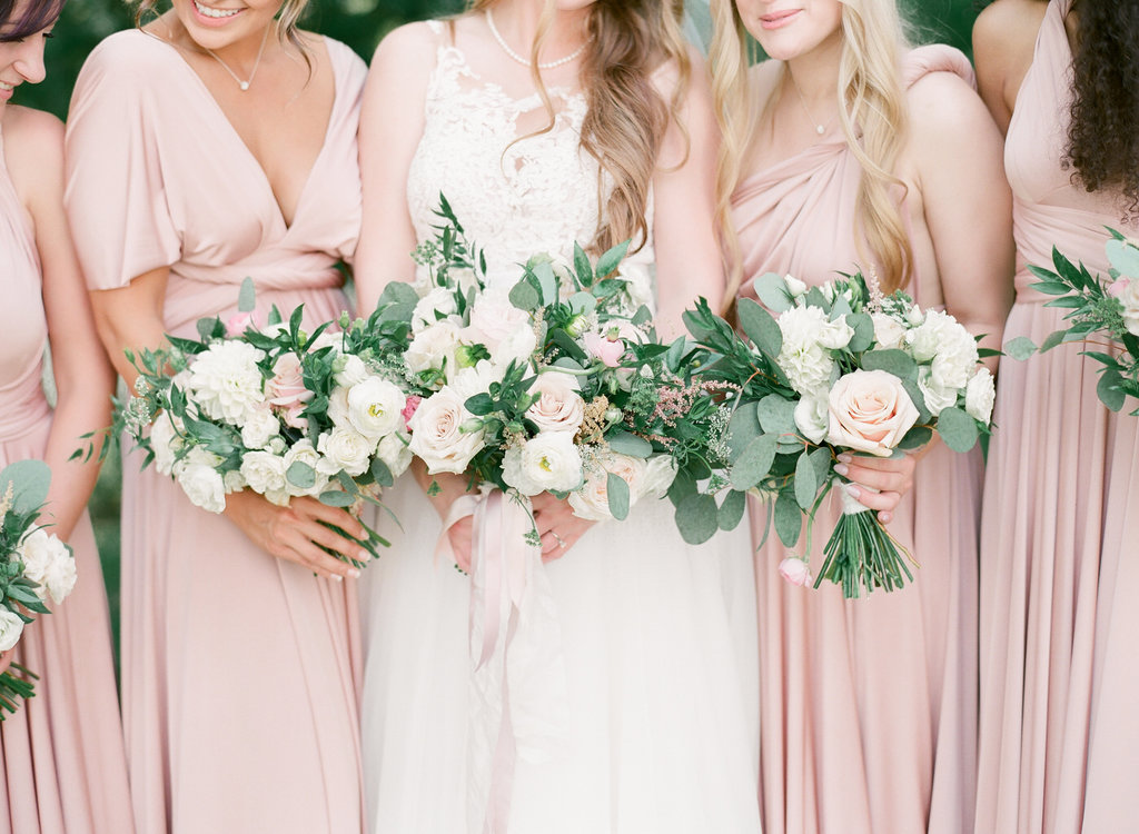 BRIDESMAID HANDTIED BOUQUET