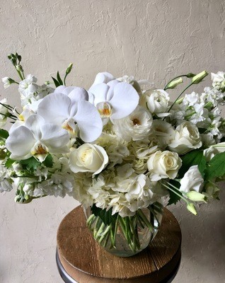 CHERISH VASE ARRANGEMENT