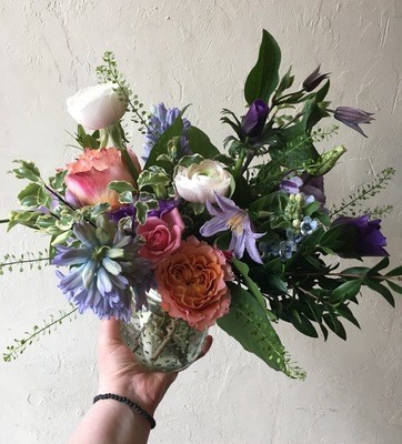 PASTEL HOBNAIL VASE