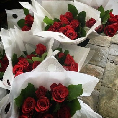 GATHERED DOZEN ROSES