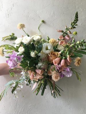SUMMER SPLENDOR HANDTIED BOUQUET