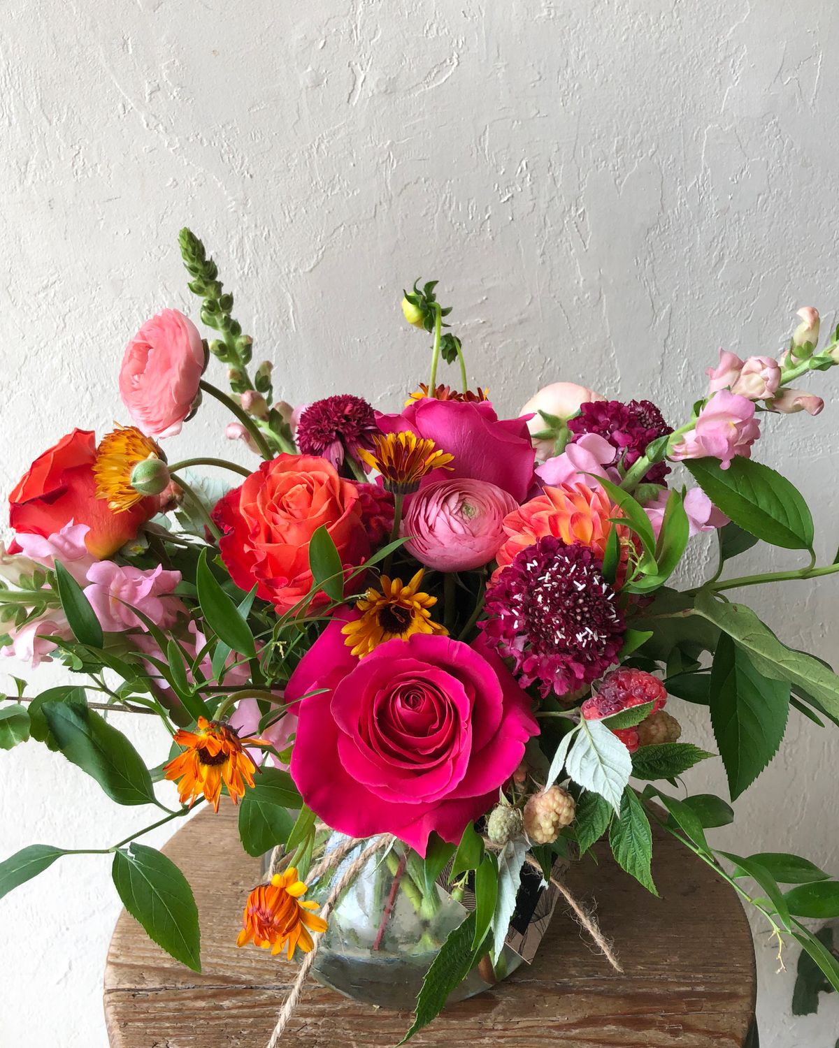 SUMMER NEON VASE