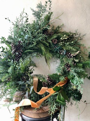 WINTER CEDAR WREATH