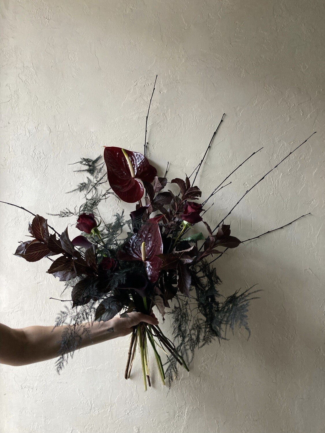 PRE-ORDER GOTHIC HANDTIED BOUQUET