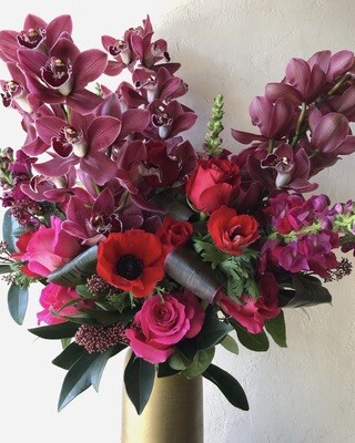 RUBY TRIBUTE VASE