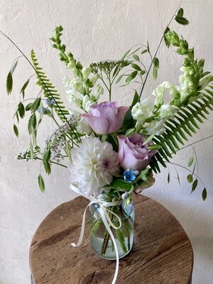 SO SWEET BUD VASE