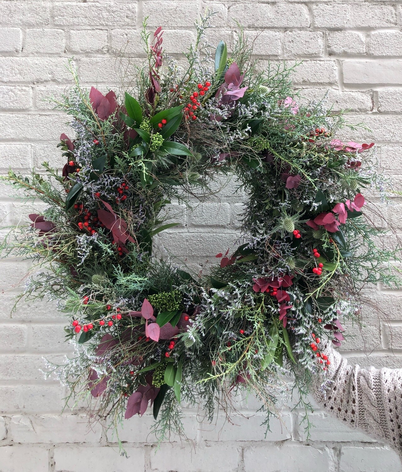WINTER BERRY WREATH