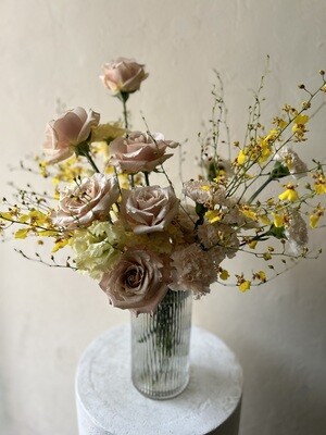 SHIMMER VASE
