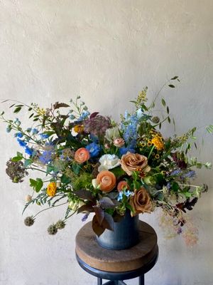 GARDEN DELIGHTS TIN ARRANGEMENT