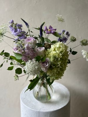 LILAC LOVE VASE