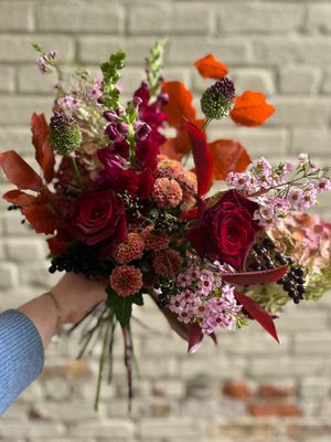 AUTUMN CUTIE HANDTIED BOUQUET