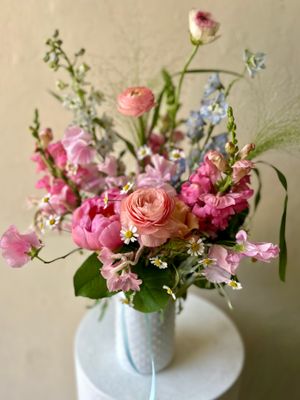 HOW SWEET IT IS HOBNAIL VASE
