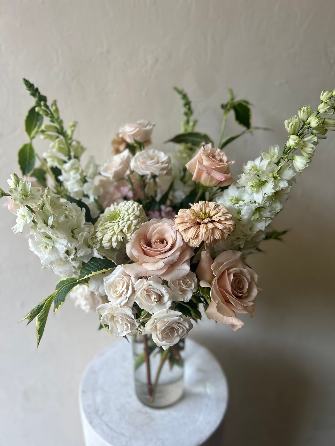 SUMMER BLUSH VASE