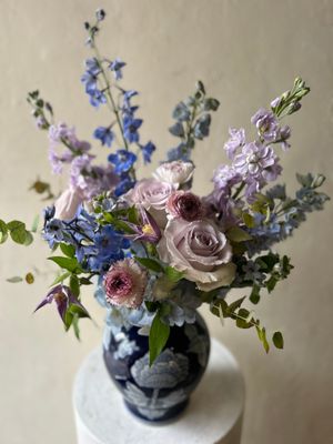 SPRING BLOOMS IN BLUE CHINOISERIE VASE