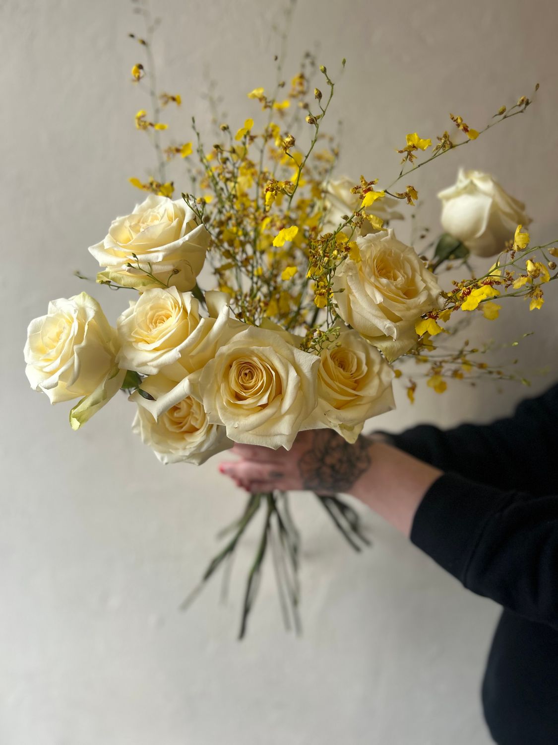 ONCIDIUMS AND ROSES