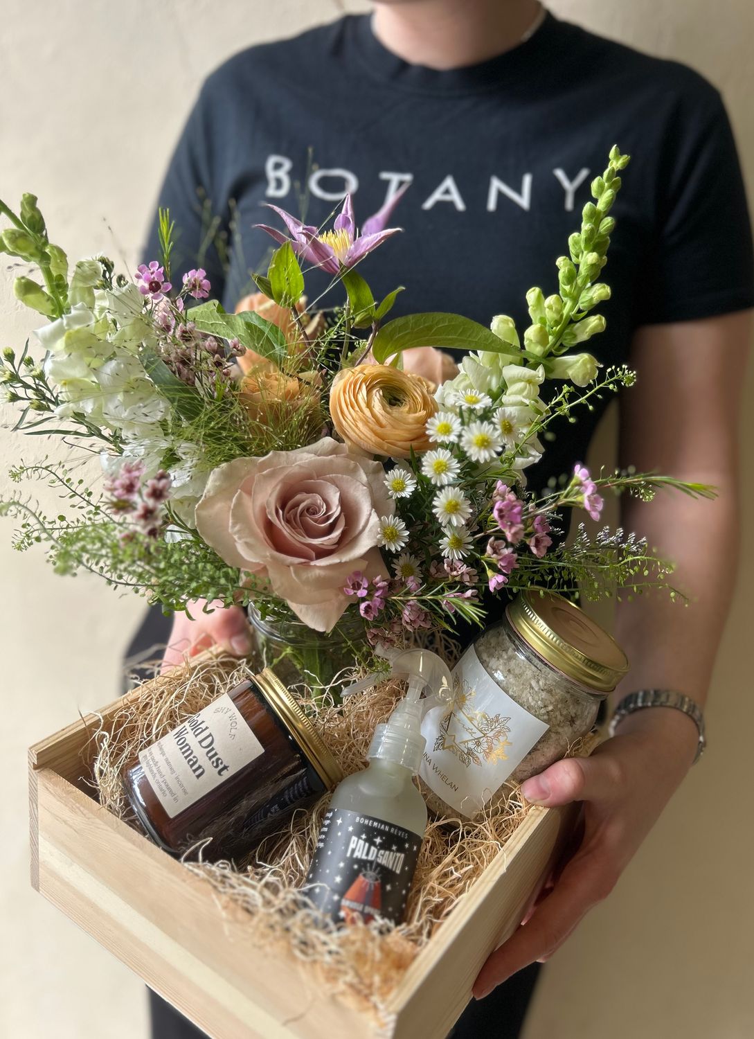 EARTH MAMA GIFT BOX