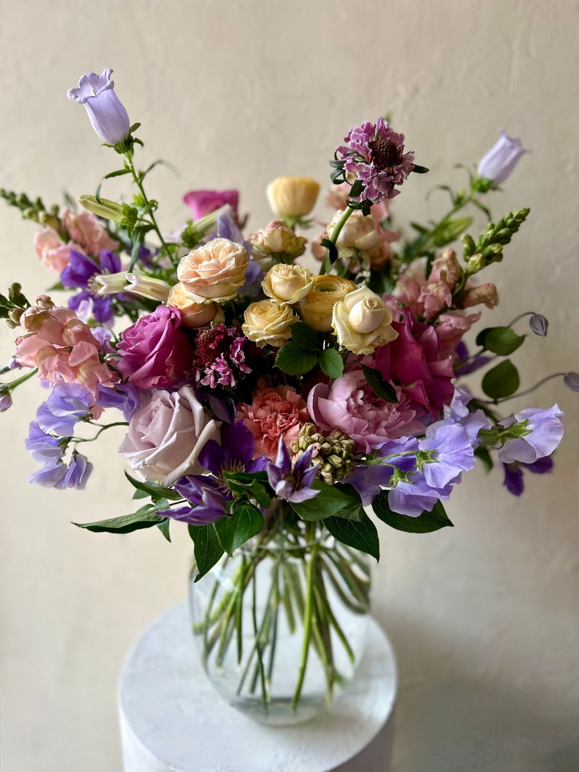 PRETTY SPRINGTIME VASE