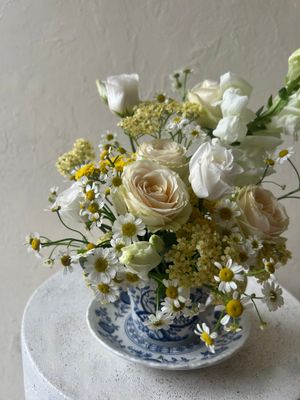 TEATIME ARRANGEMENT