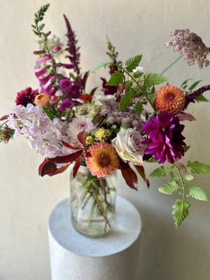 SUMMER BERRY VASE