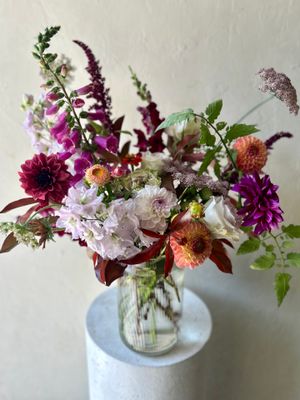 SUMMER BERRY VASE