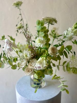 ACCENT SEASONAL VASE
