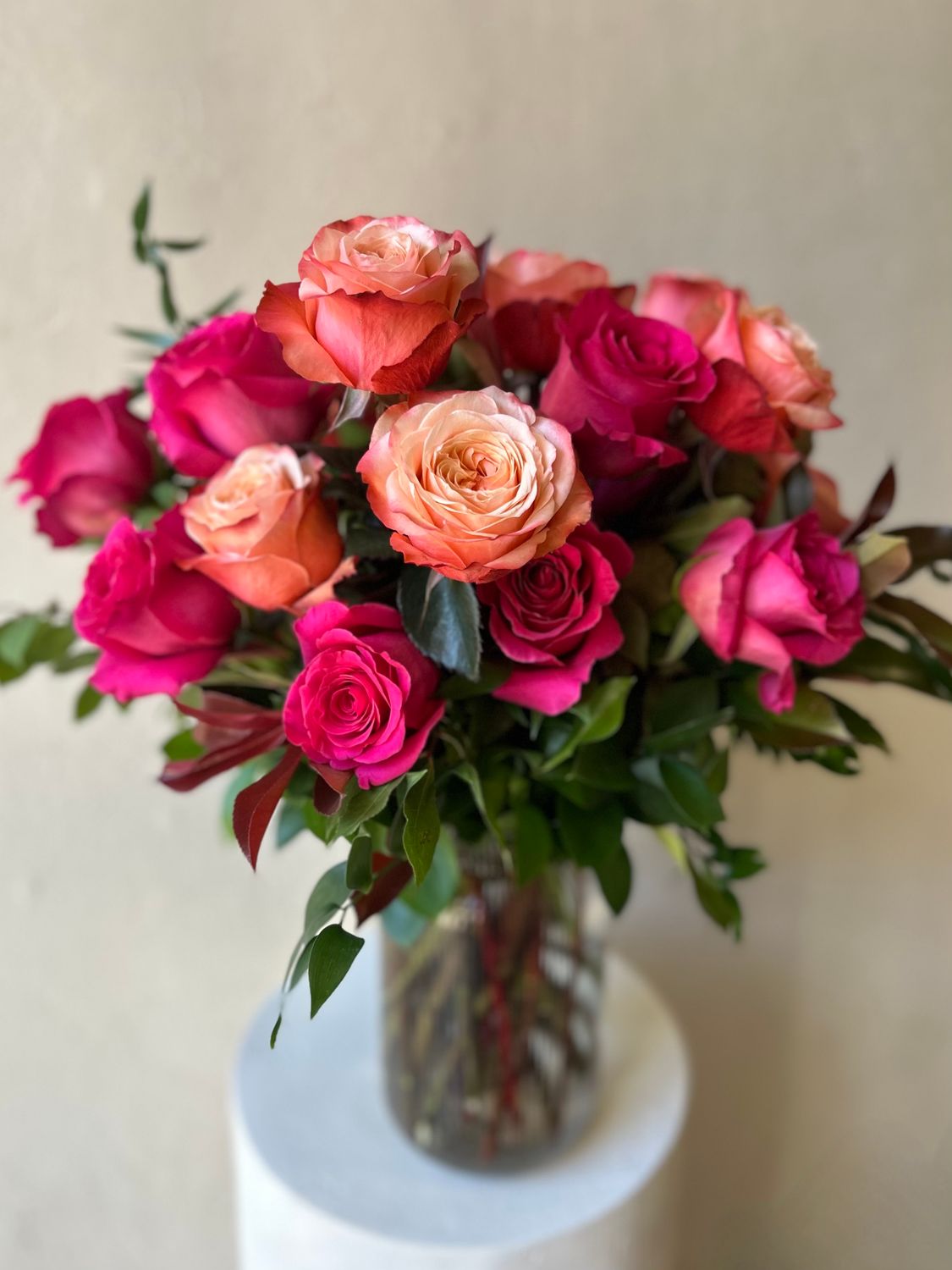 24 TUTTI FRUITTI ROSES IN VASE